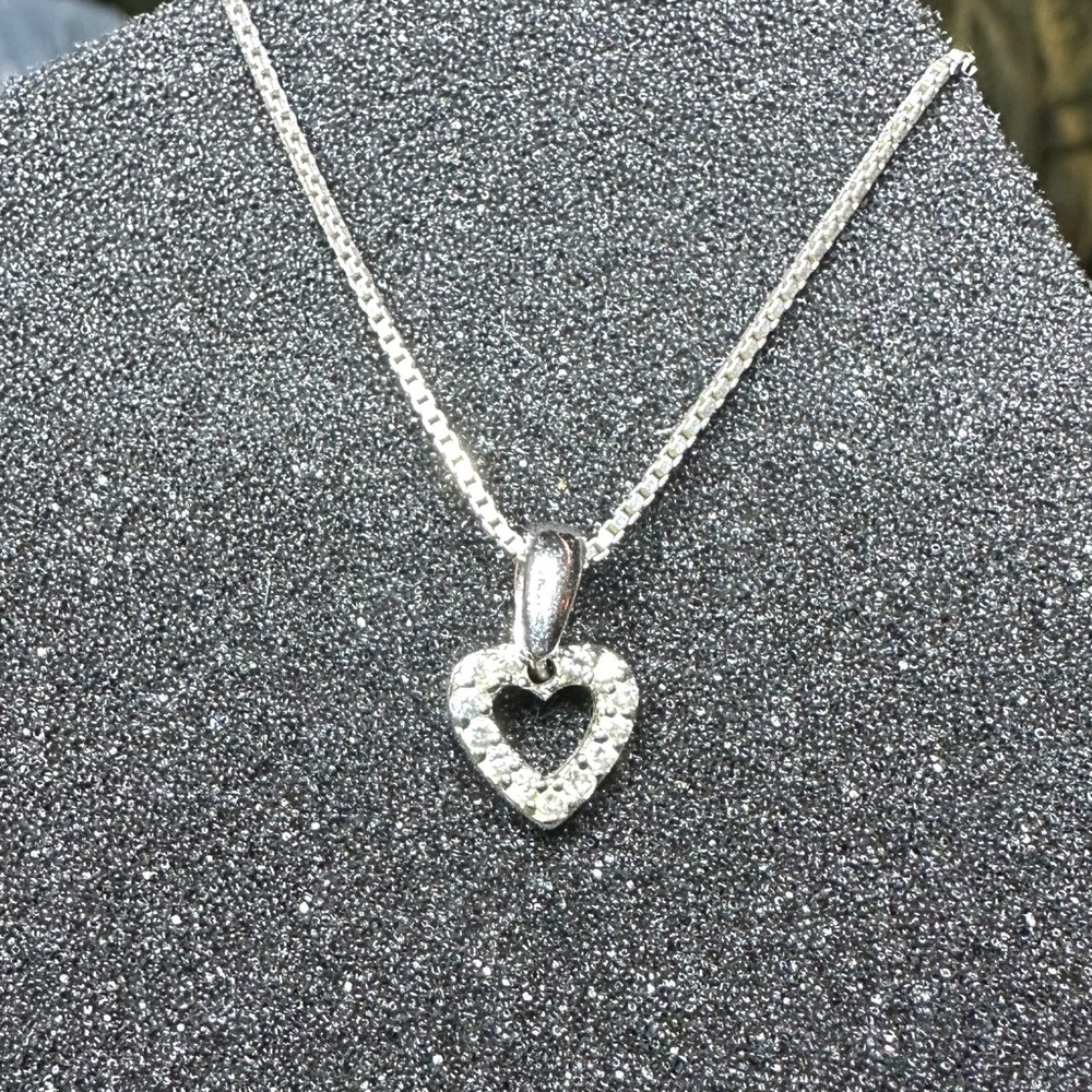 Sterling Silver Heart Pendant Necklace - Silver Heart Necklace